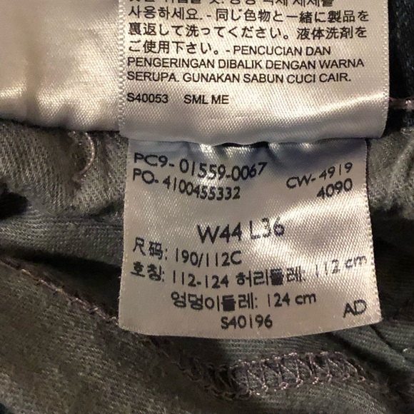 LIKE NEW Mens LEVIS 559 Relaxed Fit - Picture 6 of 6